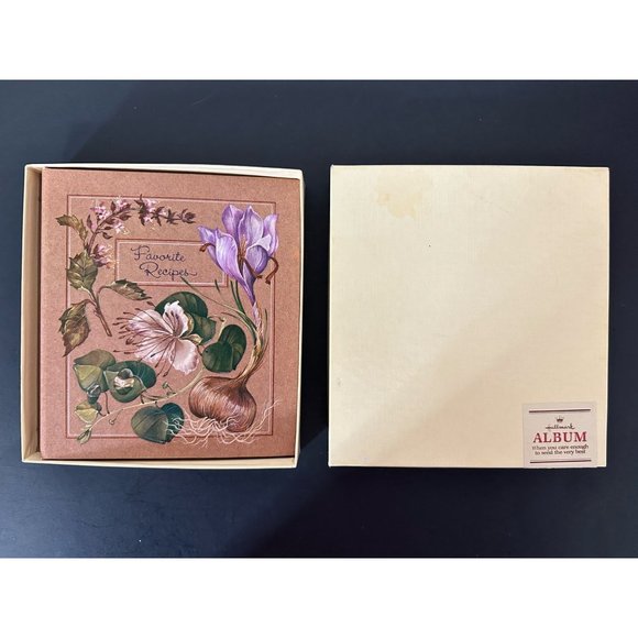 Hallmark 1983 Recipe Book with Dividers Measurements Vintage NEW UNUSED - Picture 2 of 7